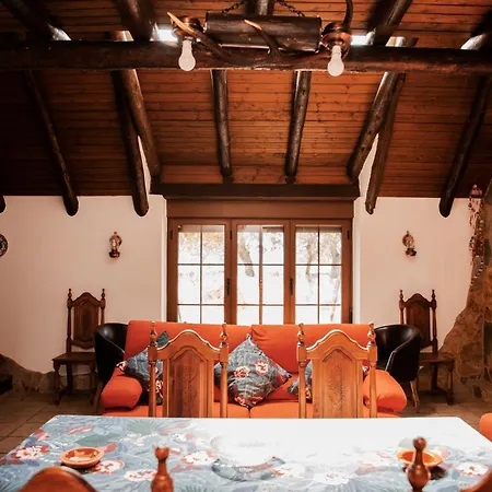 別荘 Casa Nordica, La Romana Bodonal de la Sierra